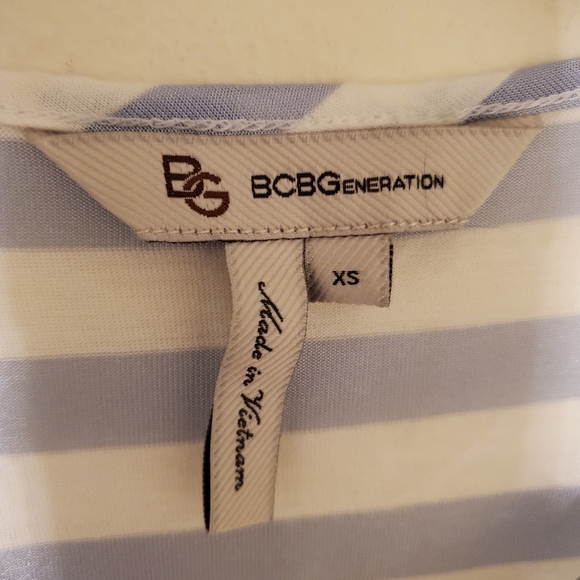 BCBGeneration Layered White and Blue Striped Tank Top - Picture 3 of 6